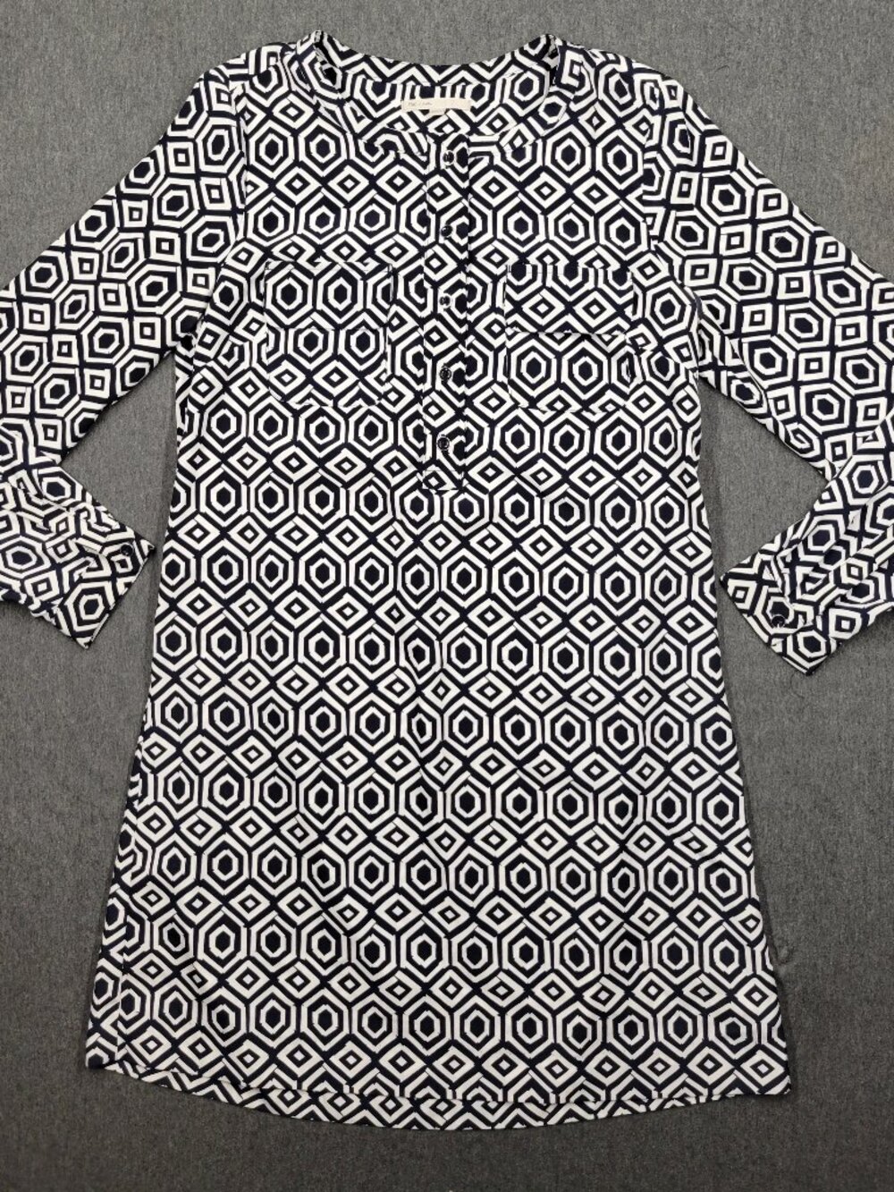 Womens dress, Gap, small black and white, good condition